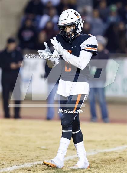 Thumbnail 3 in Bakersfield Christian @ Selma (CIF SoCal Regional 4-AA Final) photogallery.