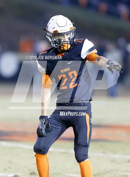 Thumbnail 3 in Bakersfield Christian @ Selma (CIF SoCal Regional 4-AA Final) photogallery.