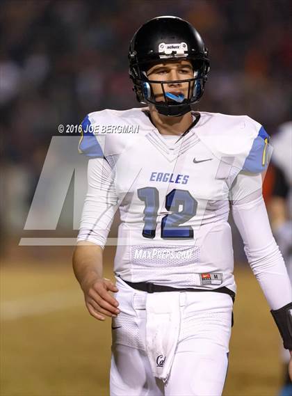 Thumbnail 3 in Bakersfield Christian @ Selma (CIF SoCal Regional 4-AA Final) photogallery.