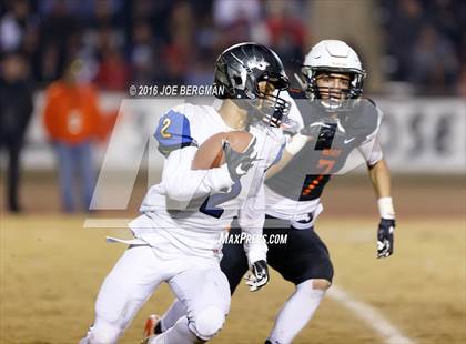 Thumbnail 2 in Bakersfield Christian @ Selma (CIF SoCal Regional 4-AA Final) photogallery.