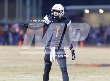 Thumbnail 3 in Bakersfield Christian @ Selma (CIF SoCal Regional 4-AA Final) photogallery.
