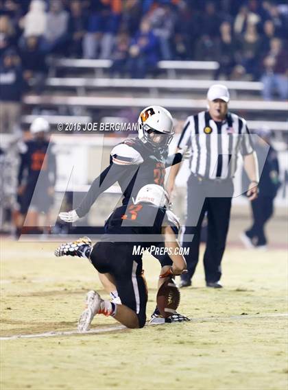 Thumbnail 1 in Bakersfield Christian @ Selma (CIF SoCal Regional 4-AA Final) photogallery.