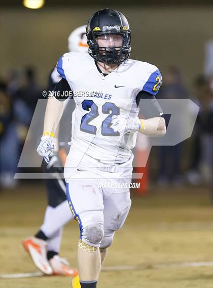 Thumbnail 3 in Bakersfield Christian @ Selma (CIF SoCal Regional 4-AA Final) photogallery.