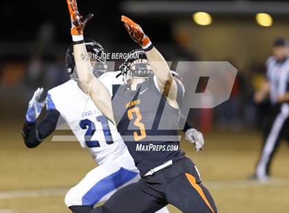 Thumbnail 3 in Bakersfield Christian @ Selma (CIF SoCal Regional 4-AA Final) photogallery.