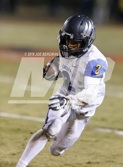 Thumbnail 1 in Bakersfield Christian @ Selma (CIF SoCal Regional 4-AA Final) photogallery.