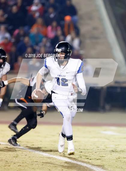 Thumbnail 2 in Bakersfield Christian @ Selma (CIF SoCal Regional 4-AA Final) photogallery.