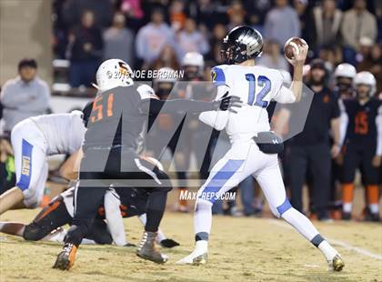 Thumbnail 3 in Bakersfield Christian @ Selma (CIF SoCal Regional 4-AA Final) photogallery.