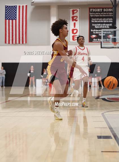 Thumbnail 1 in Rocky Mountain @ Eaglecrest (CHSAA 6A First Round) photogallery.