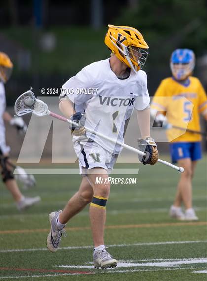 Thumbnail 2 in Victor @ Irondequoit photogallery.