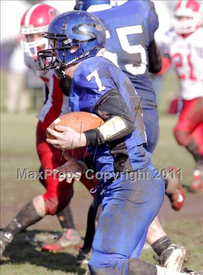 Thumbnail 3 in Somersworth vs Spaulding photogallery.
