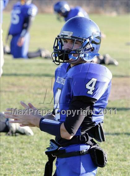 Thumbnail 1 in Somersworth vs Spaulding photogallery.