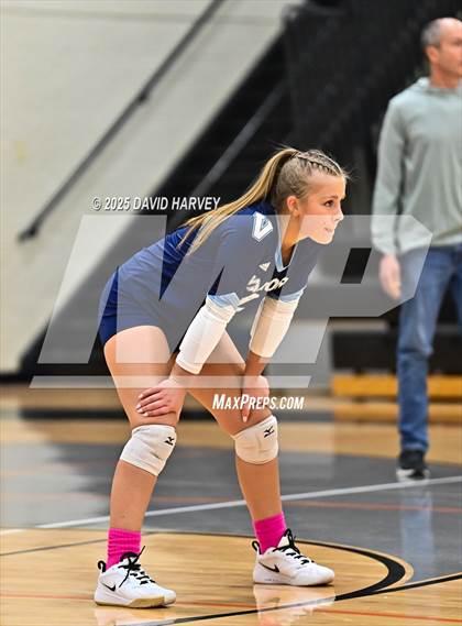 Thumbnail 1 in JV: Valor Christian @ Lakewood photogallery.