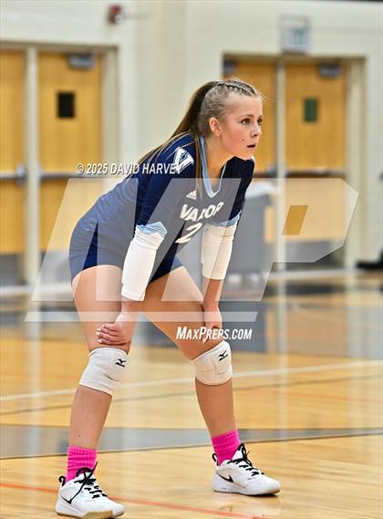 Thumbnail 3 in JV: Valor Christian @ Lakewood photogallery.