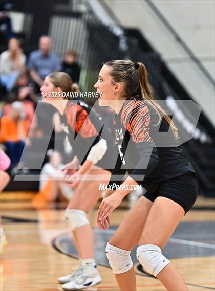 Thumbnail 3 in JV: Valor Christian @ Lakewood photogallery.