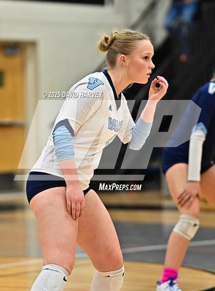 Thumbnail 3 in JV: Valor Christian @ Lakewood photogallery.