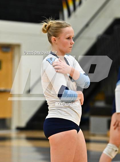 Thumbnail 2 in JV: Valor Christian @ Lakewood photogallery.
