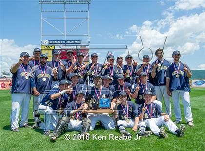 Thumbnail 2 in Vincentian Academy vs. Meyersdale (PIAA Class A Final) photogallery.