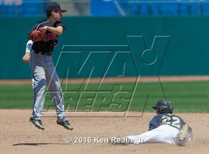 Thumbnail 3 in Vincentian Academy vs. Meyersdale (PIAA Class A Final) photogallery.