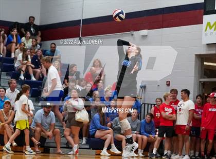 Thumbnail 2 in Olathe Northwest vs. Liberty photogallery.