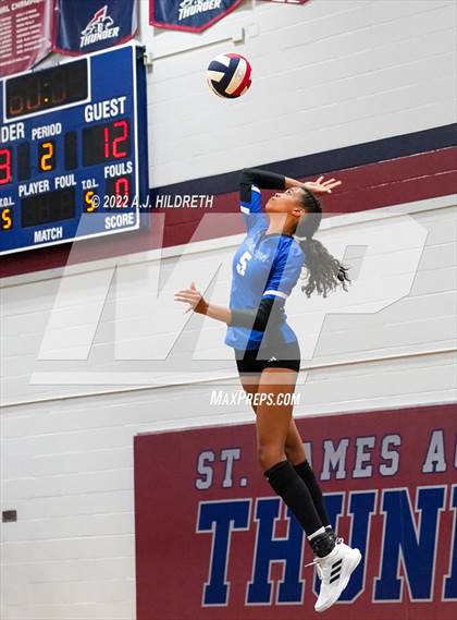 Thumbnail 2 in Olathe Northwest vs. Liberty photogallery.
