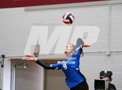 Thumbnail 2 in Olathe Northwest vs. Liberty photogallery.