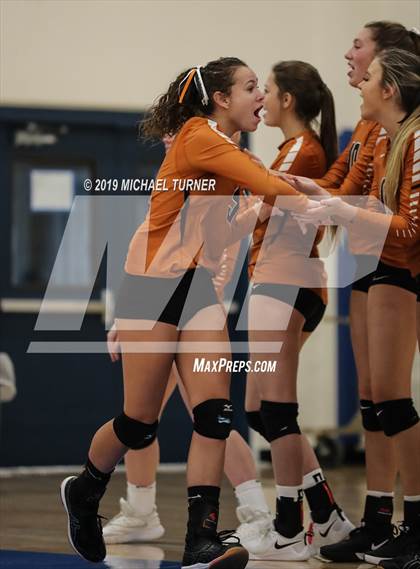 Thumbnail 1 in Ridgevue vs Century (4A State Tourn.) photogallery.
