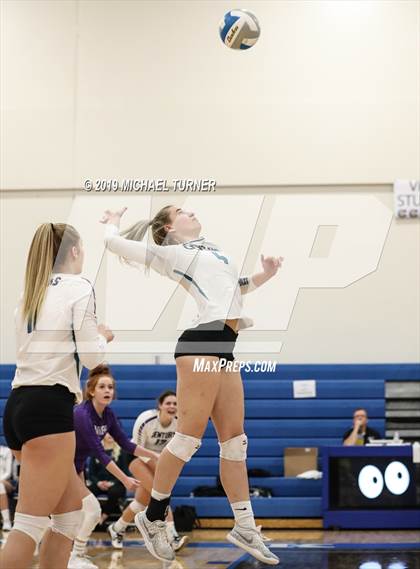 Thumbnail 3 in Ridgevue vs Century (4A State Tourn.) photogallery.