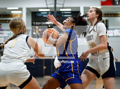Thumbnail 2 in Boyd-Buchanan @ Soddy Daisy photogallery.