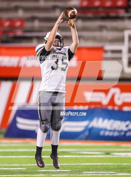 Thumbnail 1 in Desert Hills vs Stansburry (UHSAA 3AA Semifinal) photogallery.