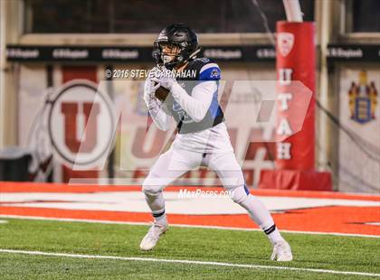 Thumbnail 3 in Desert Hills vs Stansburry (UHSAA 3AA Semifinal) photogallery.