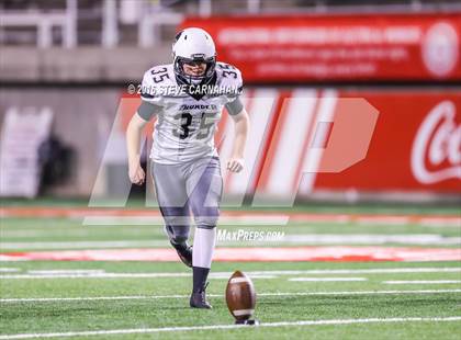 Thumbnail 2 in Desert Hills vs Stansburry (UHSAA 3AA Semifinal) photogallery.