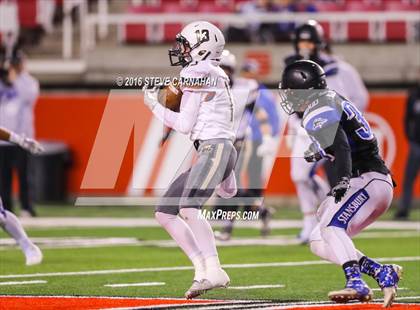 Thumbnail 1 in Desert Hills vs Stansburry (UHSAA 3AA Semifinal) photogallery.