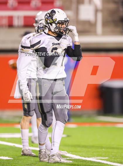 Thumbnail 1 in Desert Hills vs Stansburry (UHSAA 3AA Semifinal) photogallery.