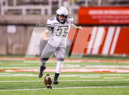 Thumbnail 2 in Desert Hills vs Stansburry (UHSAA 3AA Semifinal) photogallery.