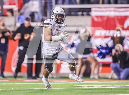 Thumbnail 2 in Desert Hills vs Stansburry (UHSAA 3AA Semifinal) photogallery.