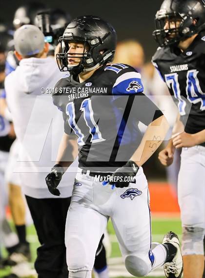 Thumbnail 2 in Desert Hills vs Stansburry (UHSAA 3AA Semifinal) photogallery.