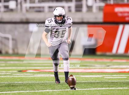 Thumbnail 1 in Desert Hills vs Stansburry (UHSAA 3AA Semifinal) photogallery.
