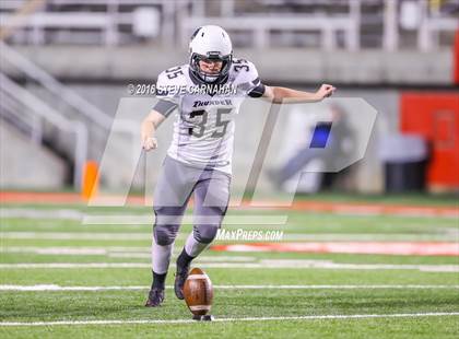 Thumbnail 1 in Desert Hills vs Stansburry (UHSAA 3AA Semifinal) photogallery.