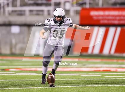 Thumbnail 1 in Desert Hills vs Stansburry (UHSAA 3AA Semifinal) photogallery.