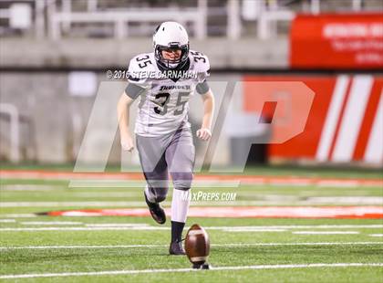 Thumbnail 2 in Desert Hills vs Stansburry (UHSAA 3AA Semifinal) photogallery.