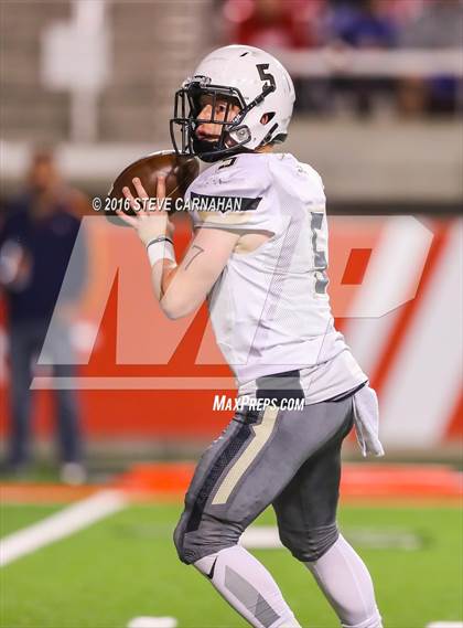 Thumbnail 3 in Desert Hills vs Stansburry (UHSAA 3AA Semifinal) photogallery.