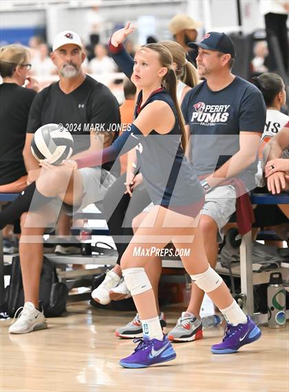 Thumbnail 1 in Tampa Prep vs. Perry (Nike TOC Southwest) photogallery.