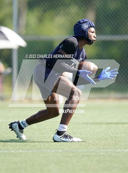 Thumbnail 3 in Elgin vs College Park (Texas 7 on 7 State Qualifier) photogallery.