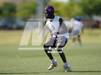 Thumbnail 3 in Elgin vs College Park (Texas 7 on 7 State Qualifier) photogallery.
