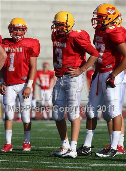 Thumbnail 3 in Long Beach Poly @ Mission Viejo photogallery.