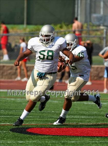 Thumbnail 1 in Long Beach Poly @ Mission Viejo photogallery.