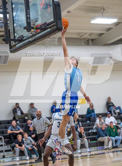 Thumbnail 1 in Norco vs. University City (Battle At The Bay) photogallery.