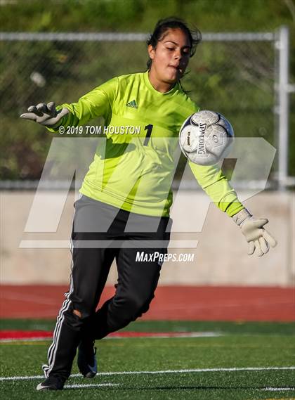 Thumbnail 3 in San Dimas @ Sierra Vista (CIF SS D5 1st Round) photogallery.