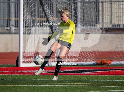 Thumbnail 1 in San Dimas @ Sierra Vista (CIF SS D5 1st Round) photogallery.