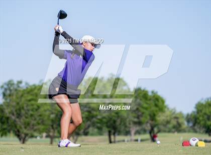 Thumbnail 2 in UIL Region IV 5A Girls Golf Final (Round 1) photogallery.